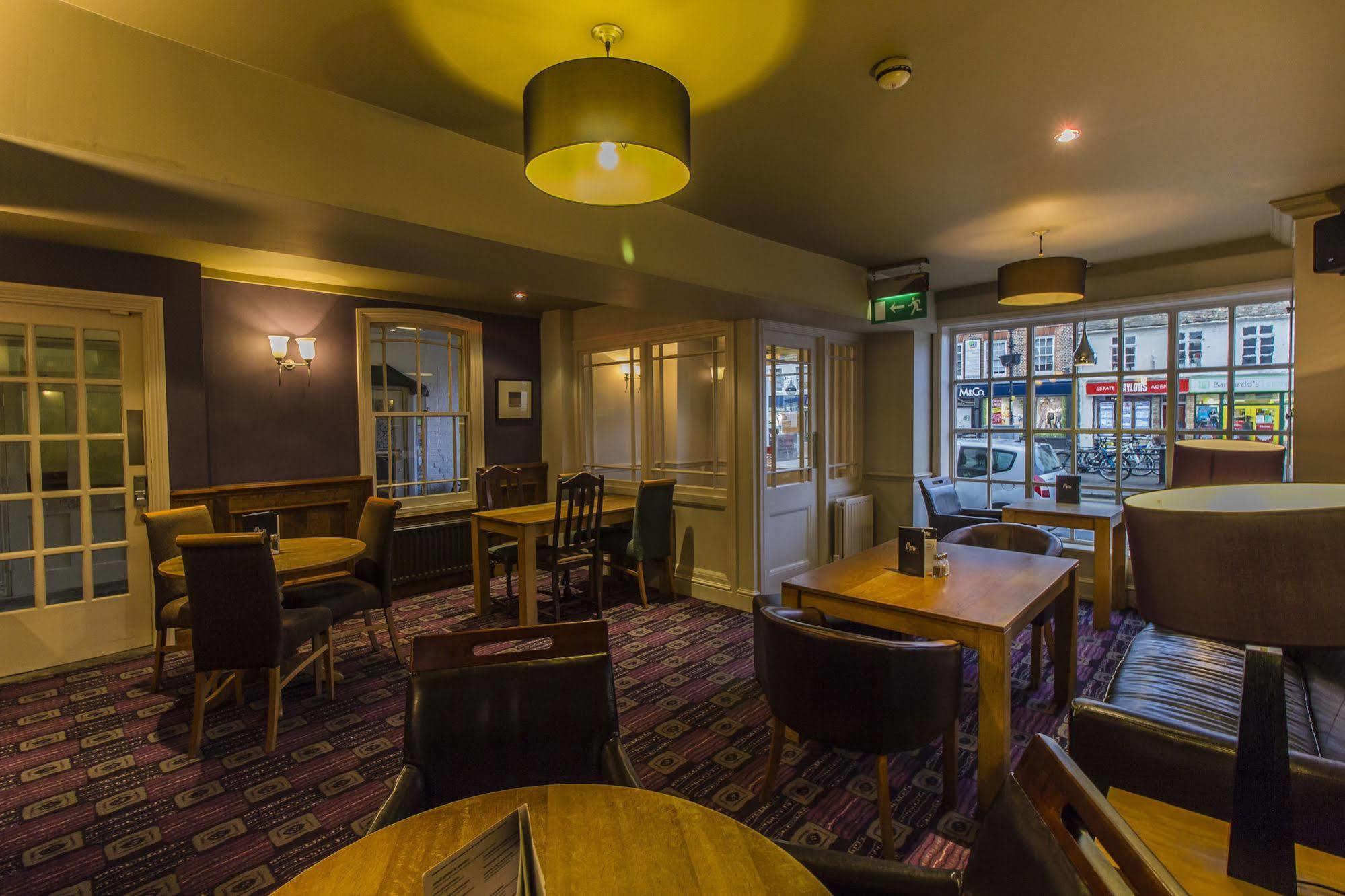 The Golden Lion Hotel, St Ives, Cambridgeshire St Ives  Exteriér fotografie