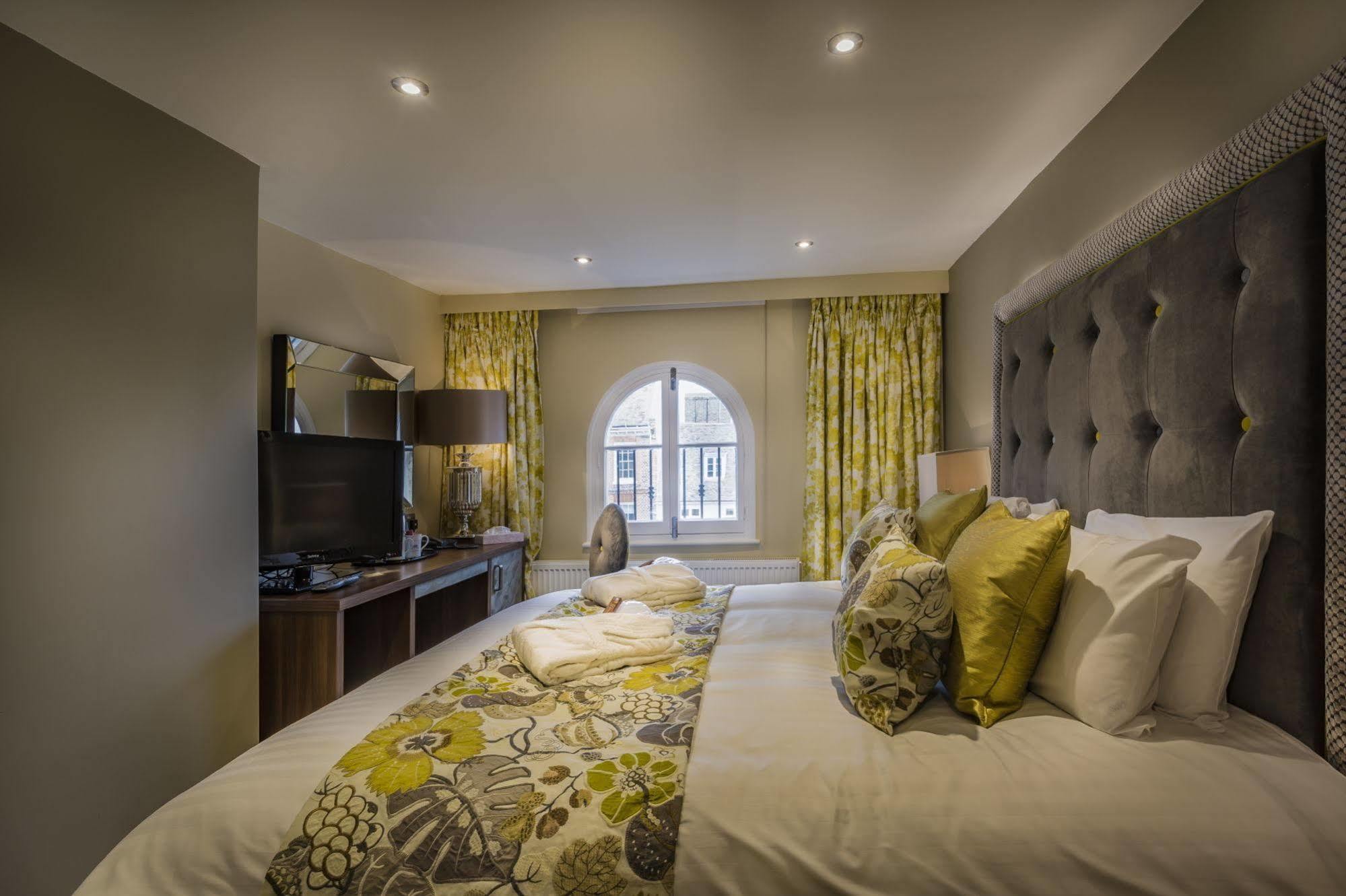 The Golden Lion Hotel, St Ives, Cambridgeshire St Ives  Exteriér fotografie