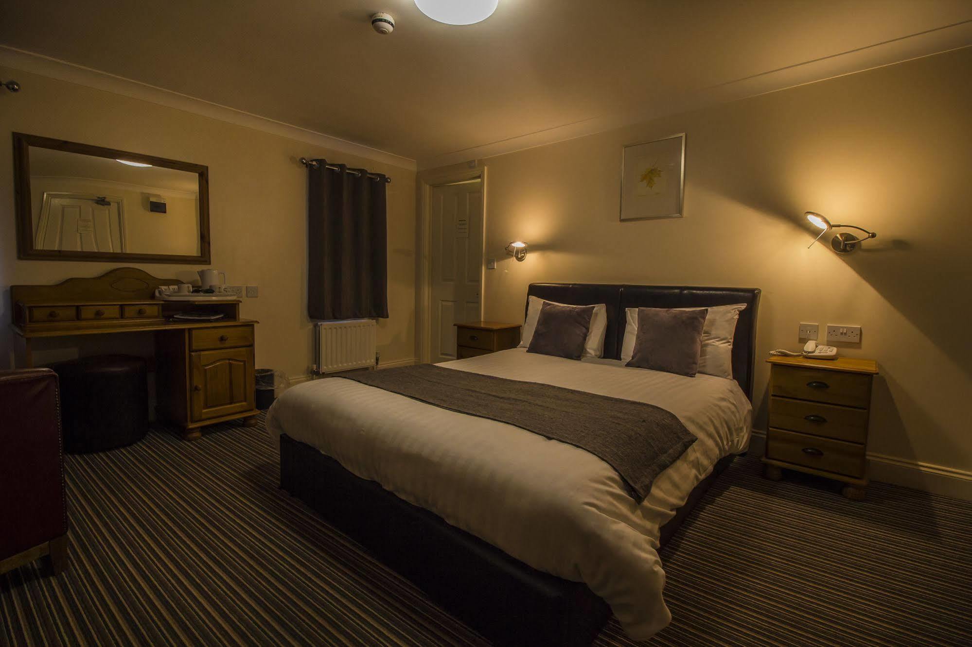 The Golden Lion Hotel, St Ives, Cambridgeshire St Ives  Exteriér fotografie