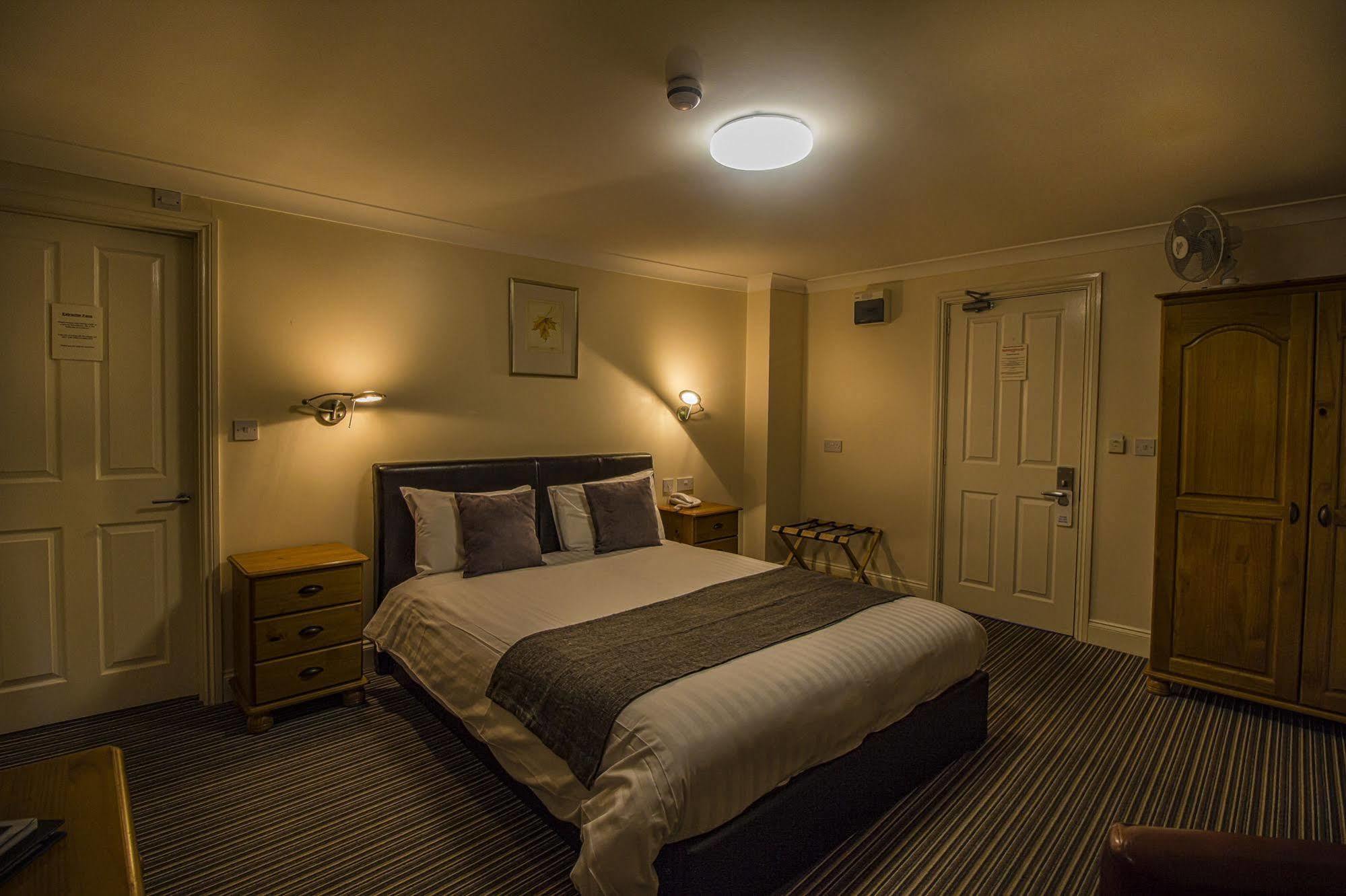 The Golden Lion Hotel, St Ives, Cambridgeshire St Ives  Exteriér fotografie